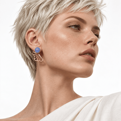 Azzurra Ventaglio – 18K goud vergulde oorstekers met blauwe steen
