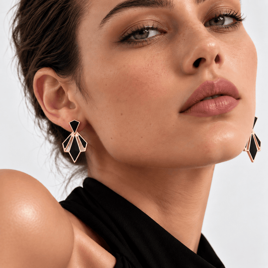 Notte Dorata – 18K goud vergulde Art Deco oorbellen met zwarte emaille