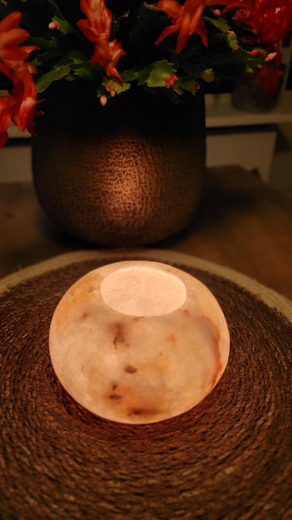 Ronde Alabaster Vaas met Licht – Uniek Design