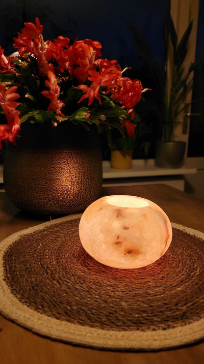 Ronde Alabaster Vaas met Licht – Uniek Design