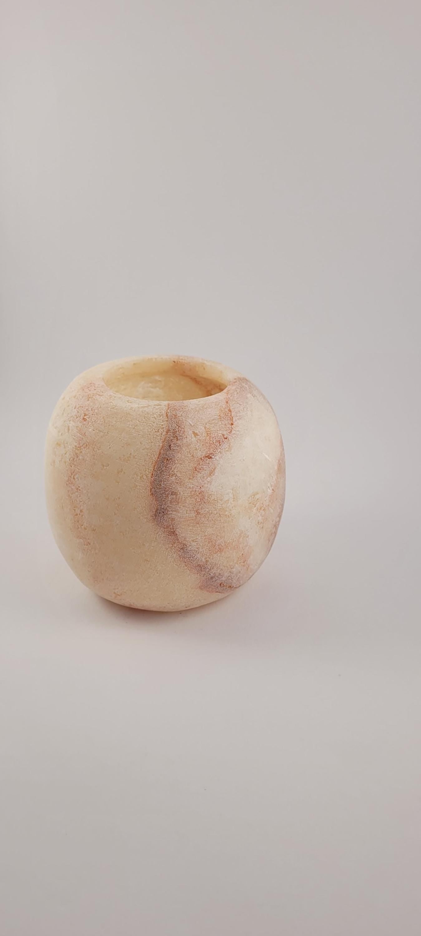 Bolvormige Alabaster Waxinelichthouder