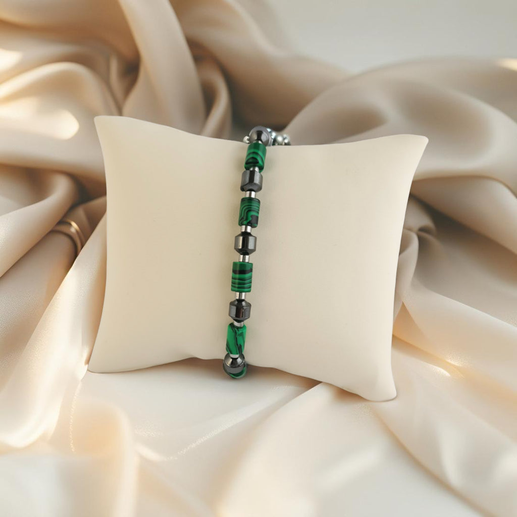 Emerald Touch Armband