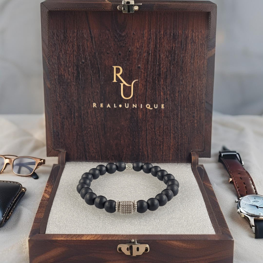 Noir Luxe