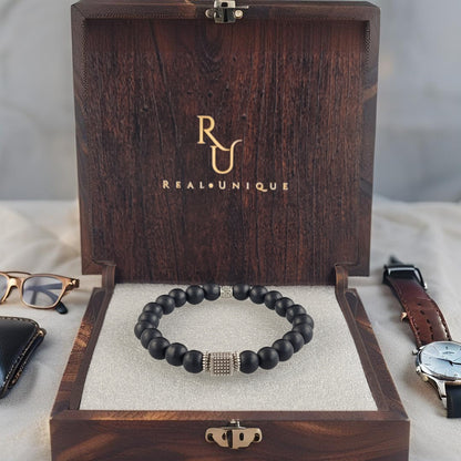 Noir Luxe